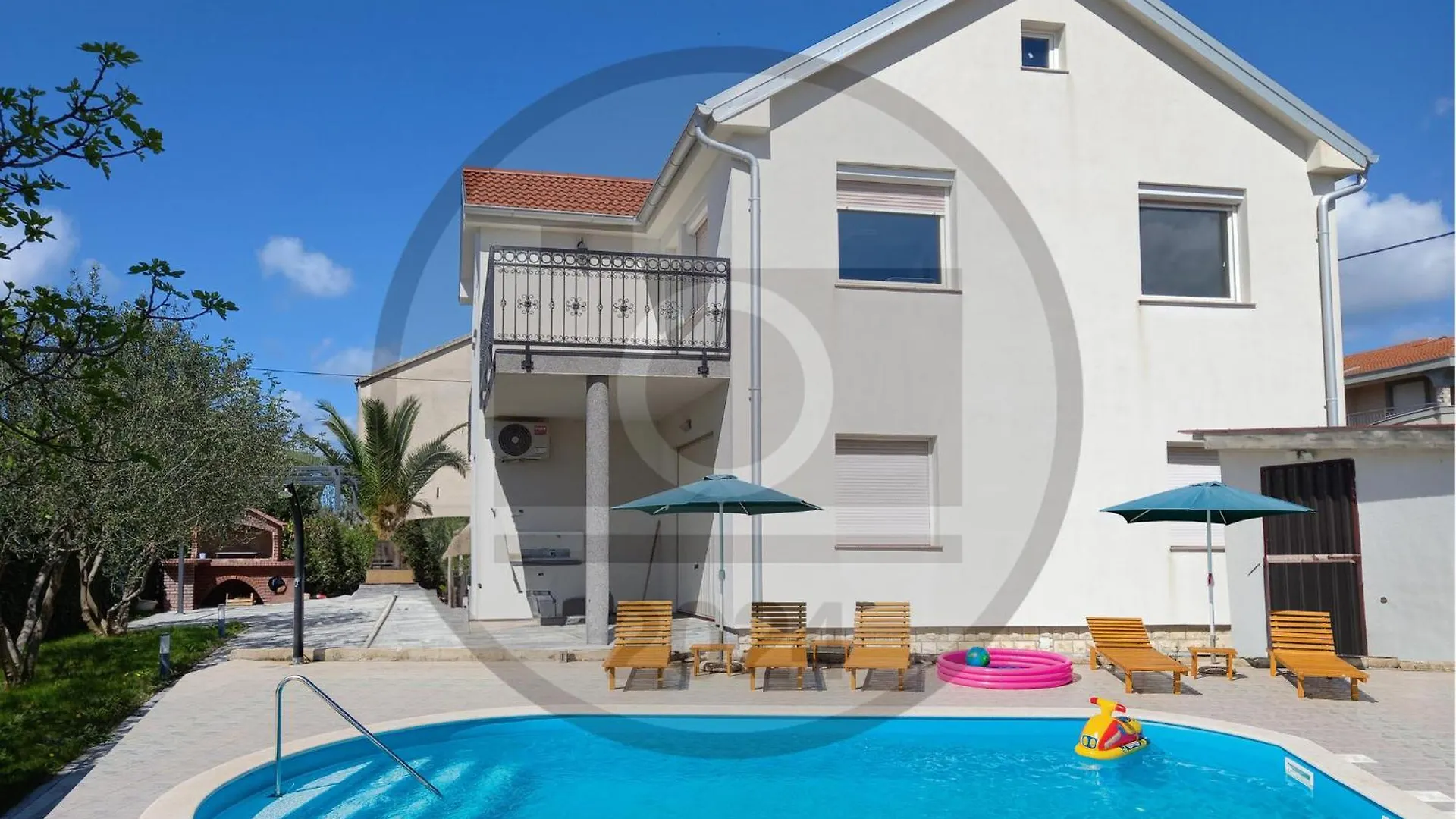 Cozy Home In Polaca With Wifi